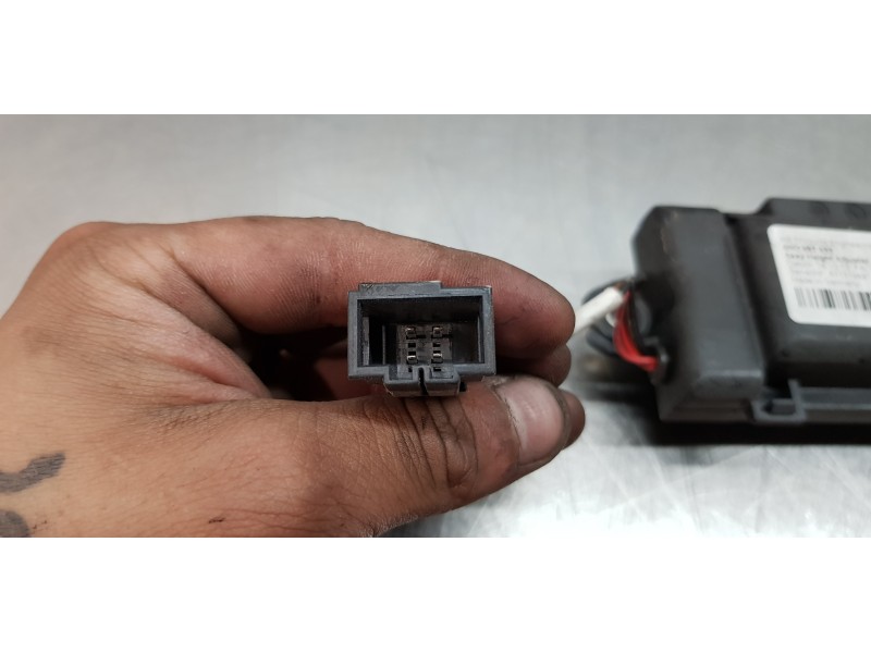 Recambio de no identificado para audi a8 (4hc/4hl) 3.0 tdi clean diesel quattro referencia OEM IAM 4H0857833  