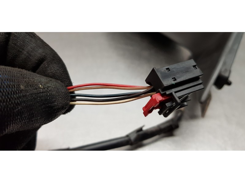 Recambio de retrovisor derecho para audi a3 (8p) 2.0 tdi ambiente referencia OEM IAM 8P1858532G01C   Recambio de retrovisor derecho para audi a3 (8p) 2.0 tdi ambiente referencia OEM IAM 8P1858532G01C