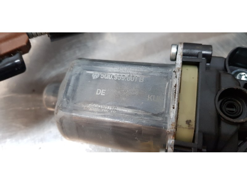 Recambio de elevalunas delantero izquierdo para volkswagen golf vii lim. advance bluemotion tech. referencia OEM IAM 5G4837461H 