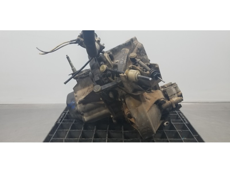 Recambio de caja cambios para peugeot 206 berlina xs referencia OEM IAM 20DM73  