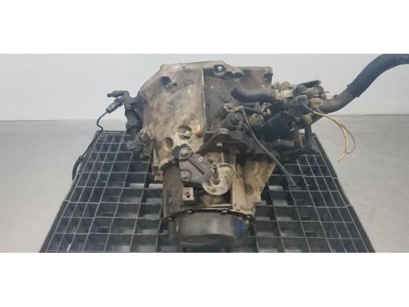 Recambio de caja cambios para peugeot 206 berlina xs referencia OEM IAM 20DM73  