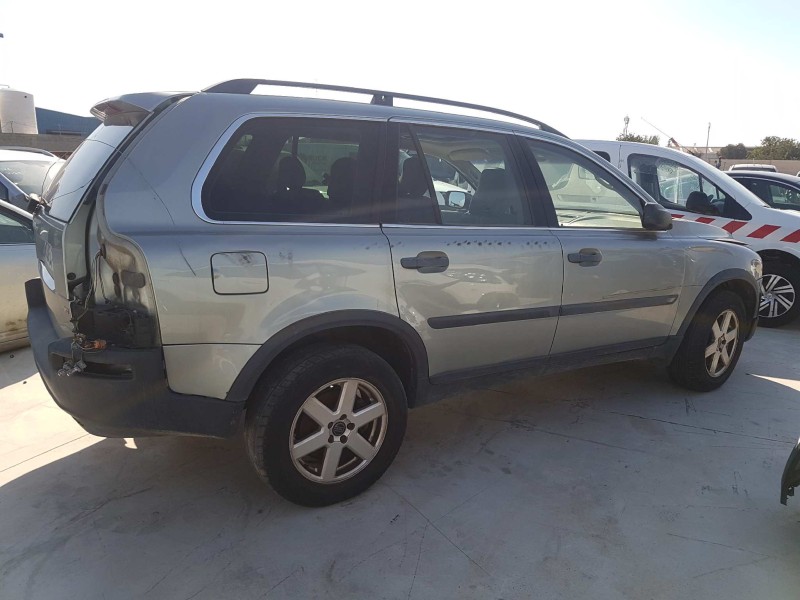 volvo xc90 del año 2002