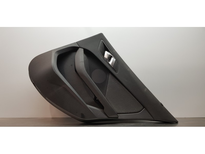 Recambio de guarnecido tapizado puerta trasera derecha para bmw serie 1 lim. (f40) 116d referencia OEM IAM 51429893844  