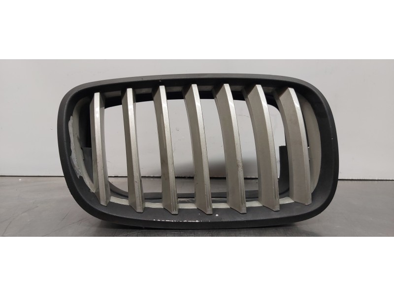 Recambio de rejilla delantera para bmw x5 (e70) xdrive35d referencia OEM IAM 51712150246  