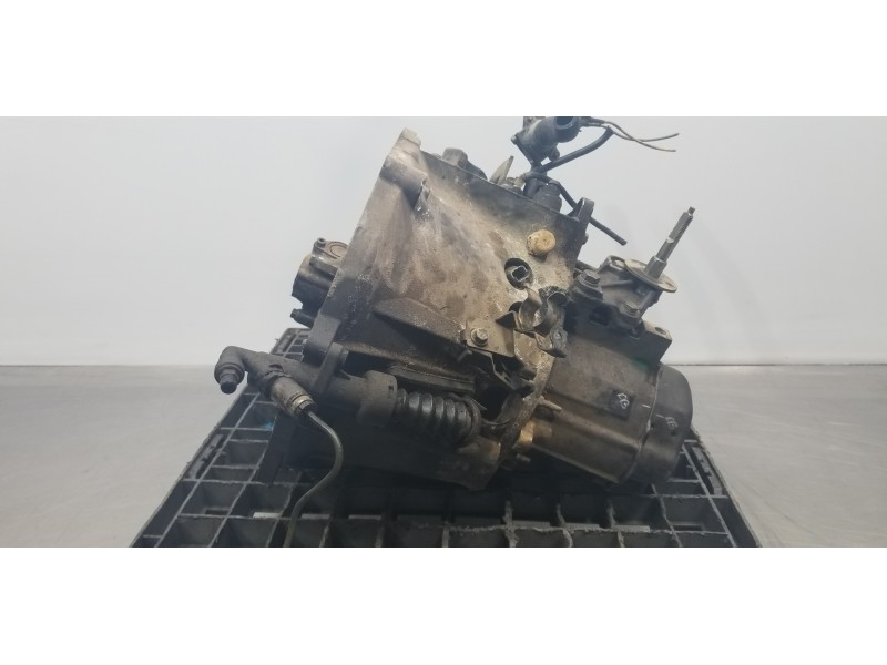 Recambio de caja cambios para peugeot 206 berlina xs referencia OEM IAM 20DM73  