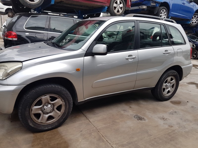 toyota rav 4 (a2) del año 2000