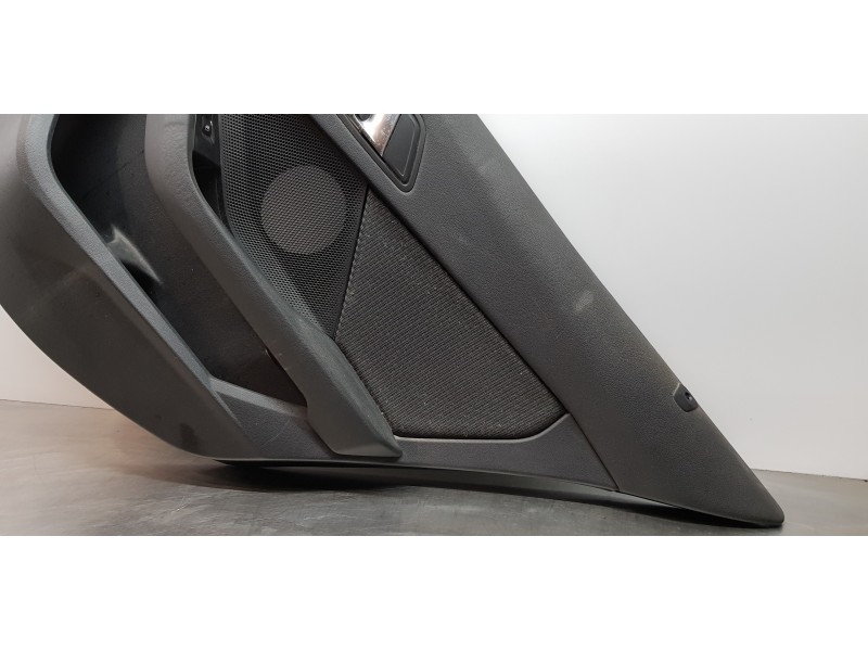 Recambio de guarnecido tapizado puerta trasera derecha para bmw serie 1 lim. (f40) 116d referencia OEM IAM 51429893844  