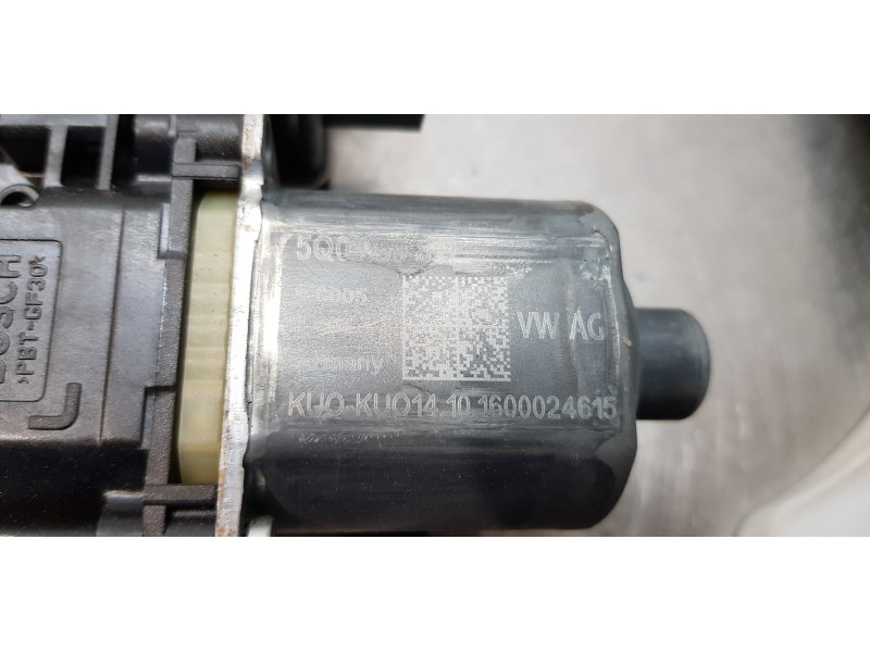 Recambio de elevalunas trasero izquierdo para volkswagen golf vii lim. advance bluemotion tech. referencia OEM IAM 5G4839461C   Recambio de elevalunas trasero izquierdo para volkswagen golf vii lim. advance bluemotion tech. referencia OEM IAM 5G4839461C