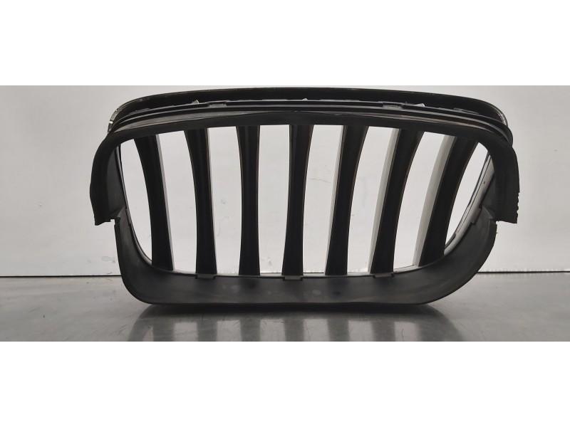 Recambio de rejilla delantera para bmw x5 (e70) xdrive35d referencia OEM IAM 51712150246  