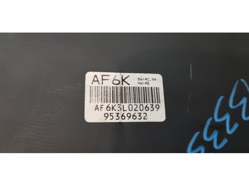 Recambio de cuadro instrumentos para chevrolet trax lt 4x4 referencia OEM IAM 95369632  