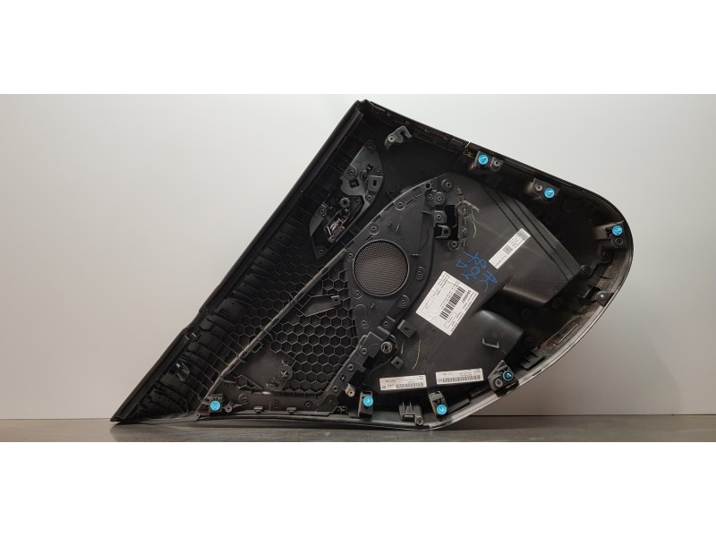 Recambio de guarnecido tapizado puerta trasera derecha para bmw serie 1 lim. (f40) 116d referencia OEM IAM 51429893844  