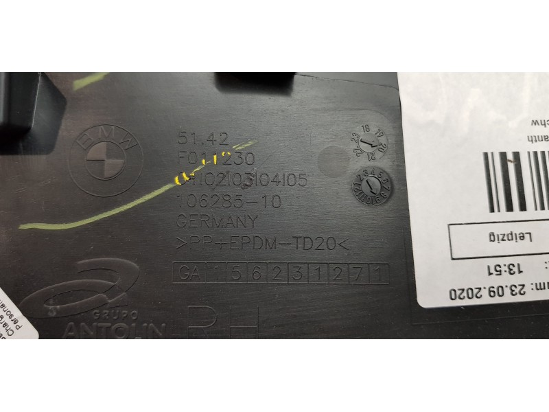 Recambio de guarnecido tapizado puerta trasera derecha para bmw serie 1 lim. (f40) 116d referencia OEM IAM 51429893844  