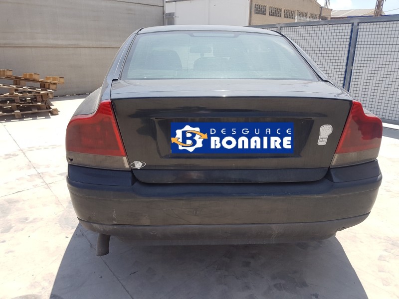 volvo s60 berlina del año 2002