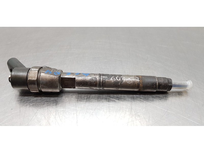 Recambio de inyector para mercedes vaneo (w414) furgoneta compacta cdi vaneo city trend referencia OEM IAM A6680700987 044511011 Recambio de inyector para mercedes vaneo (w414) furgoneta compacta cdi vaneo city trend referencia OEM IAM A6680700987 044511011