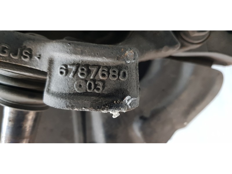 Recambio de mangueta delantera derecha para bmw x3 (f25) xdrive 20d referencia OEM IAM 6787680  