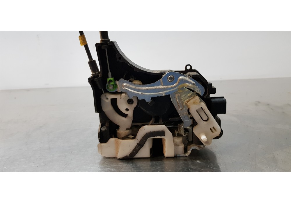 Recambio de cerradura puerta trasera izquierda para mitsubishi outlander (cw0) 2.0 di-d invite referencia OEM IAM MN145875  