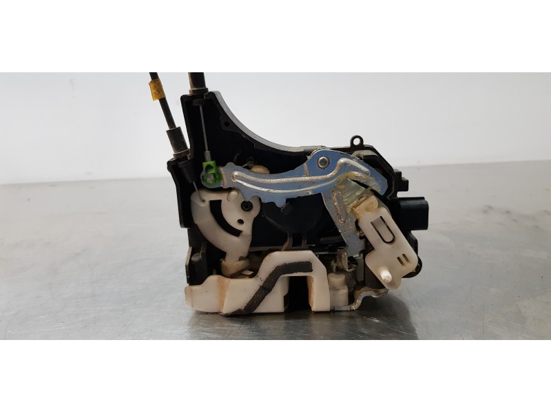 Recambio de cerradura puerta trasera izquierda para mitsubishi outlander (cw0) 2.0 di-d invite referencia OEM IAM MN145875  