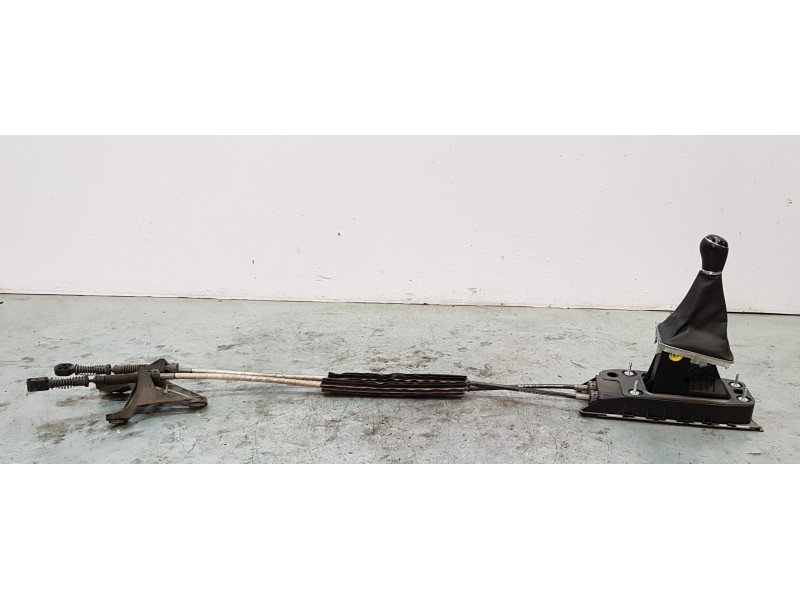 Recambio de varillaje cambio para volkswagen golf vii lim. advance bluemotion tech. referencia OEM IAM 5Q0711049AP  