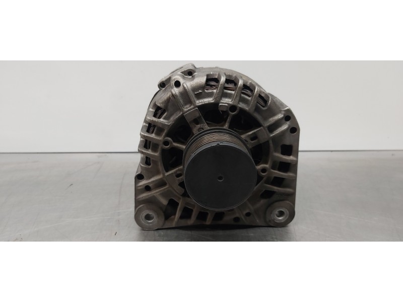 Recambio de alternador para dacia lodgy stepway referencia OEM IAM 0986082600 0986082600  Recambio de alternador para dacia lodgy stepway referencia OEM IAM 0986082600 0986082600