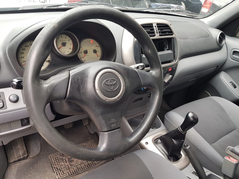 toyota rav 4 (a2) del año 2000