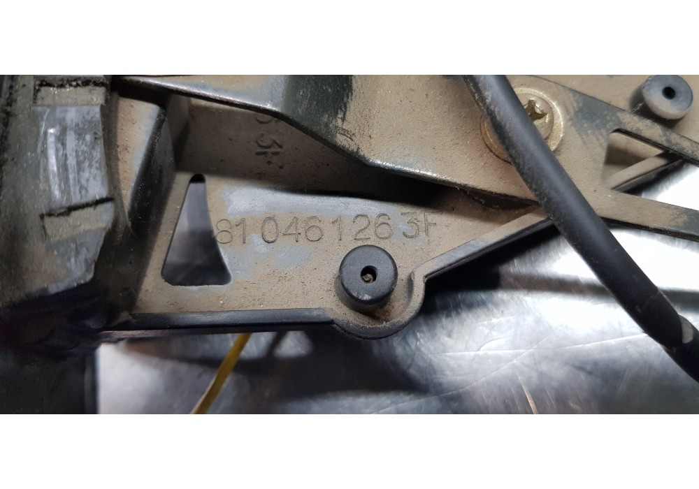 Recambio de mando calefaccion / aire acondicionado para nissan trade 100 caja cerrada, techo elevado referencia OEM IAM 81046126 Recambio de mando calefaccion / aire acondicionado para nissan trade 100 caja cerrada, techo elevado referencia OEM IAM 81046126