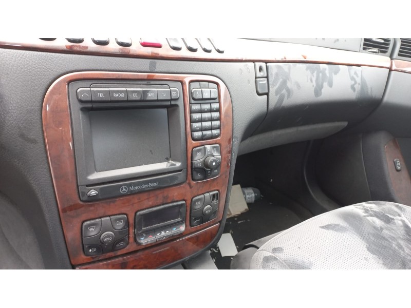 mercedes clase s (w220) berlina del año 2004