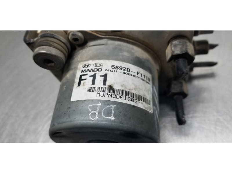 Recambio de abs para kia sportage dynamic referencia OEM IAM 58920F1110 BE6003R301 
