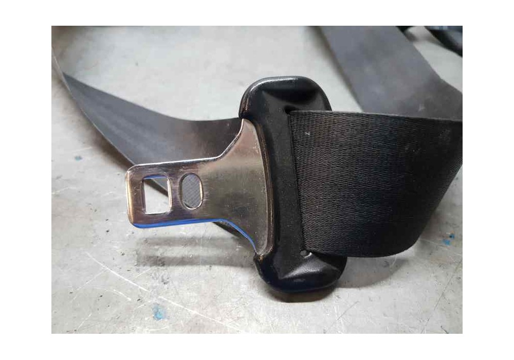 Recambio de cinturon seguridad delantero derecho para mitsubishi outlander (cw0) 2.0 di-d invite referencia OEM IAM 608945600B  