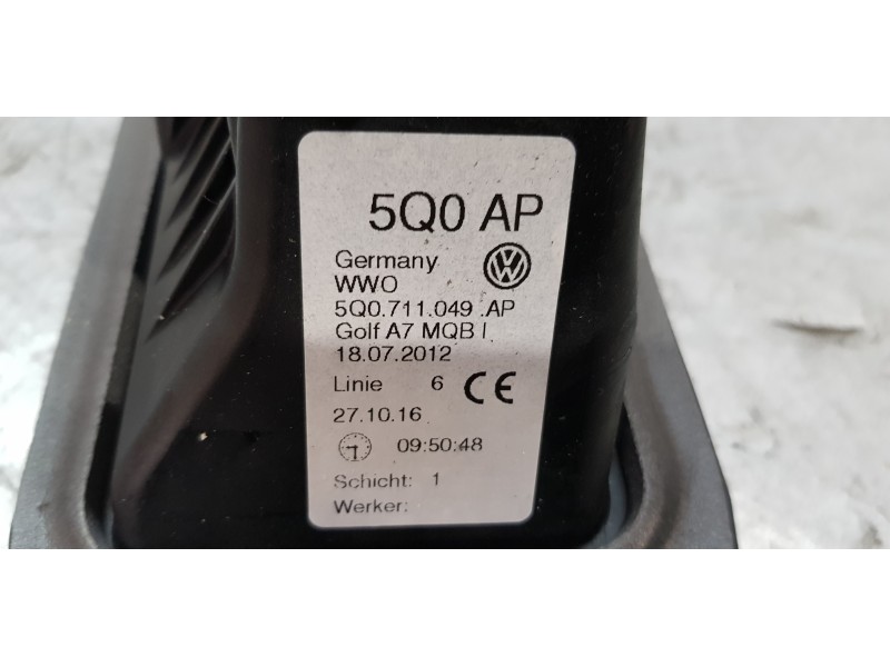 Recambio de varillaje cambio para volkswagen golf vii lim. advance bluemotion tech. referencia OEM IAM 5Q0711049AP  
