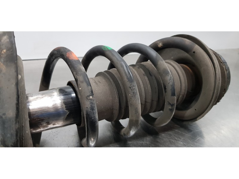 Recambio de amortiguador delantero izquierdo para dacia lodgy stepway referencia OEM IAM 543029566R   Recambio de amortiguador delantero izquierdo para dacia lodgy stepway referencia OEM IAM 543029566R