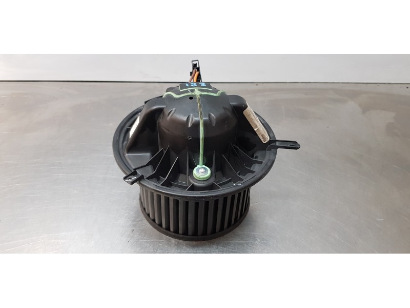 Recambio de motor calefaccion para bmw x3 (f25) xdrive 20d referencia OEM IAM 64119244083  