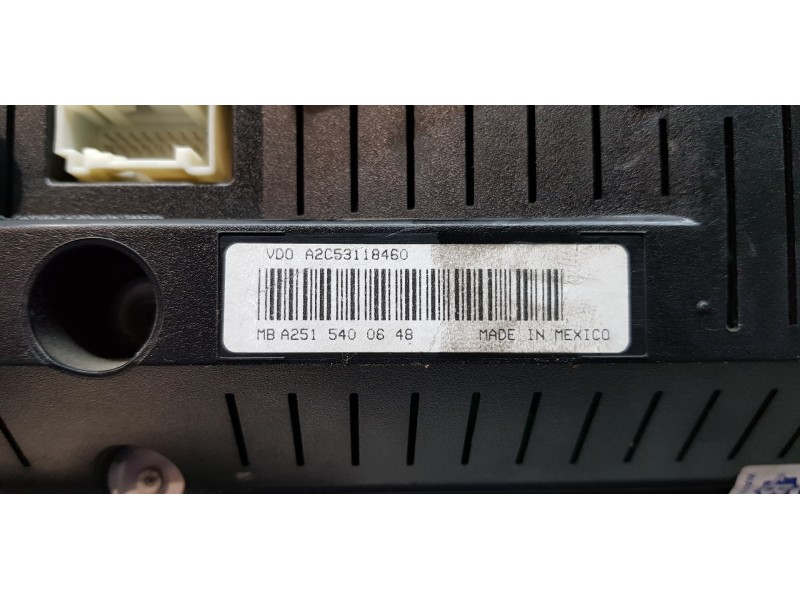 Recambio de cuadro instrumentos para mercedes clase r (w251) 320 cdi (251.022) referencia OEM IAM A2515400648  