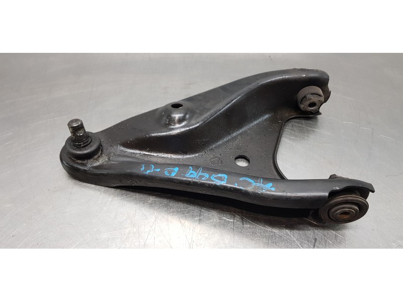 Recambio de brazo suspension inferior delantero derecho para dacia lodgy stepway referencia OEM IAM 545007106R  