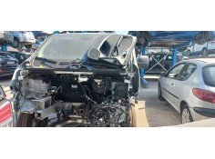 renault trafic furgón del año 2024 2