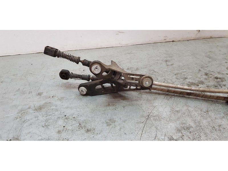 Recambio de varillaje cambio para volkswagen golf vii lim. advance bluemotion tech. referencia OEM IAM 5Q0711049AP  