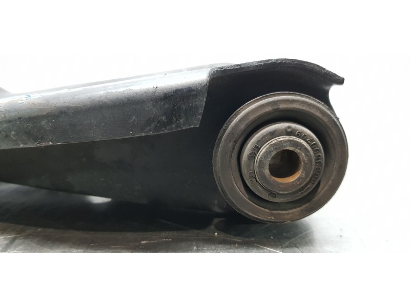 Recambio de brazo suspension inferior delantero derecho para dacia lodgy stepway referencia OEM IAM 545007106R  