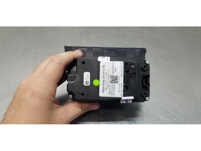 Recambio de mando multifuncion para bmw serie 1 lim. (f40) 116d referencia OEM IAM 65825A12F47  