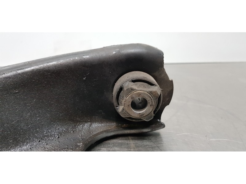 Recambio de brazo suspension inferior delantero derecho para dacia lodgy stepway referencia OEM IAM 545007106R  