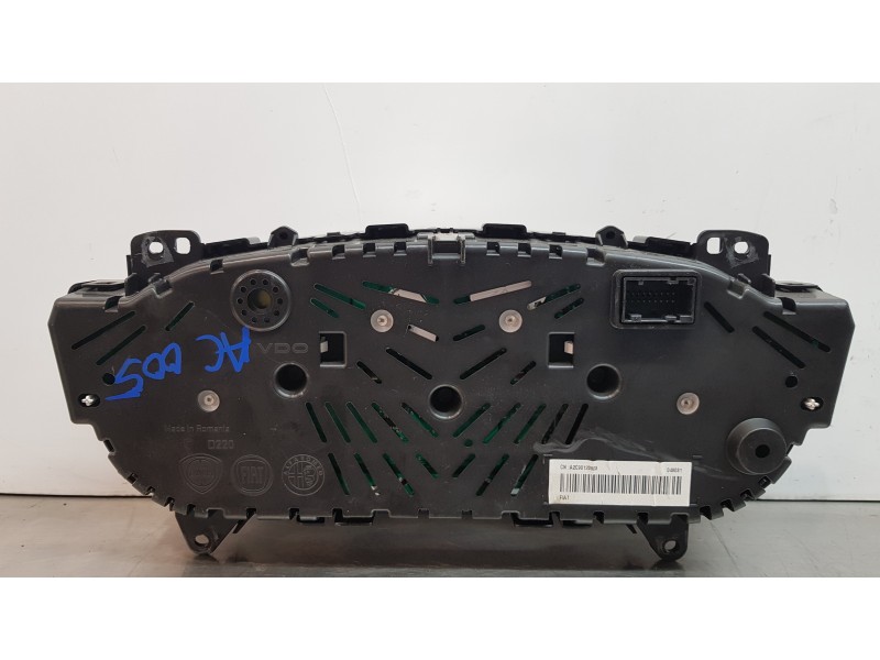 Recambio de cuadro instrumentos para fiat 500 l (330) urban referencia OEM IAM 52003375  