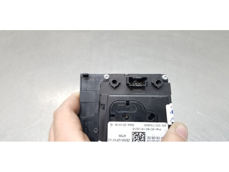 Recambio de mando multifuncion para bmw serie 1 lim. (f40) 116d referencia OEM IAM 65825A12F47  