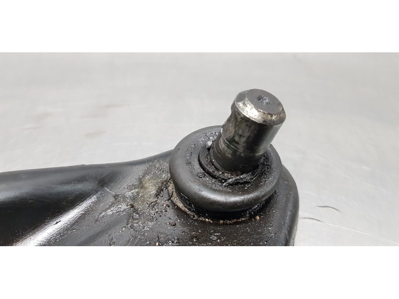 Recambio de brazo suspension inferior delantero derecho para dacia lodgy stepway referencia OEM IAM 545007106R  