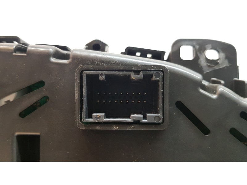 Recambio de cuadro instrumentos para fiat 500 l (330) urban referencia OEM IAM 52003375  