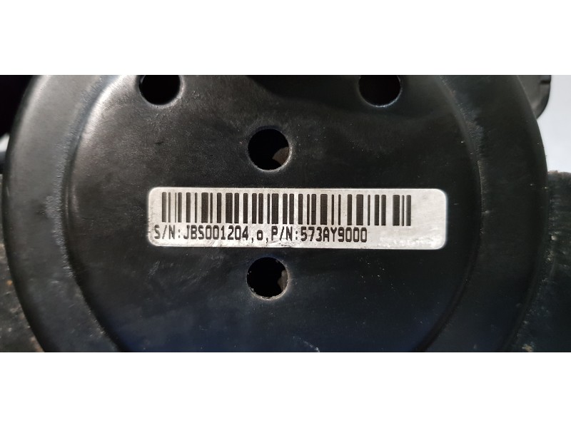 Recambio de soporte motor izquierdo para chevrolet trax lt 4x4 referencia OEM IAM 95127173  