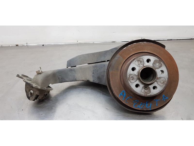 Recambio de mangueta trasera derecha para bmw serie 1 lim. (f40) 116d referencia OEM IAM 33308842880  