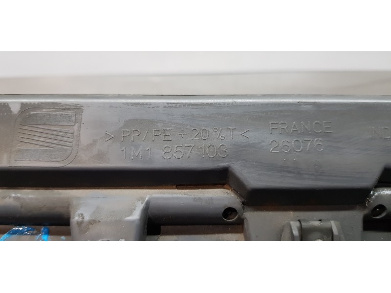 Recambio de guantera para seat toledo (1m2) select referencia OEM IAM 1M1857095LP21  