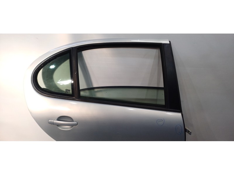 Recambio de puerta trasera derecha para seat toledo (1m2) select referencia OEM IAM 1M0833056L  