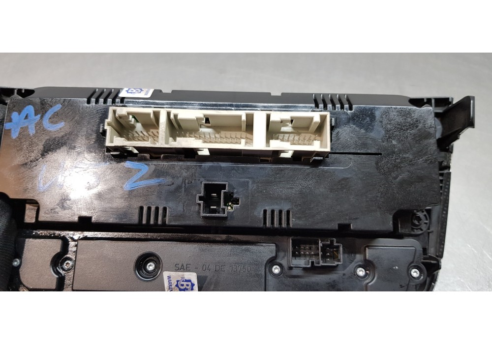 Recambio de mando climatizador para mercedes clase r (w251) 320 cdi (251.022) referencia OEM IAM A2518209989  