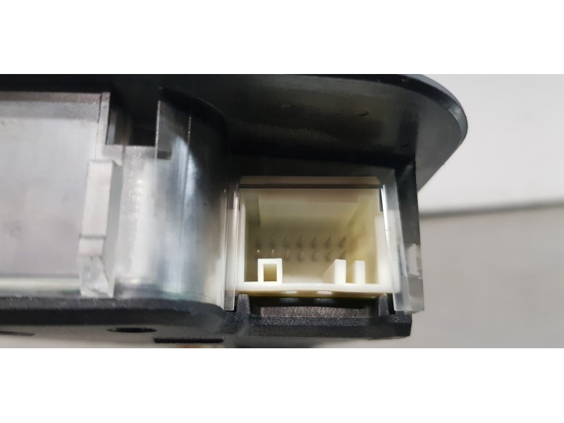 Recambio de luz interior para bmw serie 3 cabrio (e93) 325d referencia OEM IAM 61319225699  