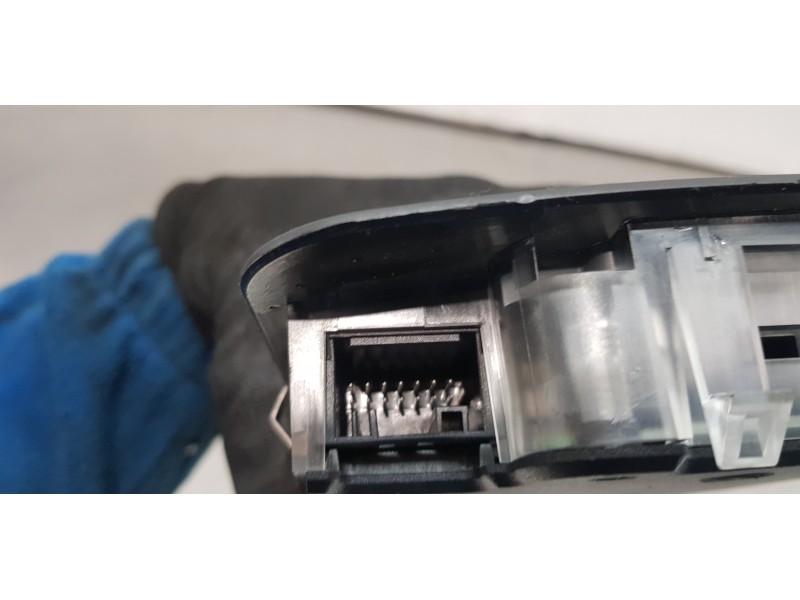 Recambio de luz interior para bmw serie 3 cabrio (e93) 325d referencia OEM IAM 61319225699  