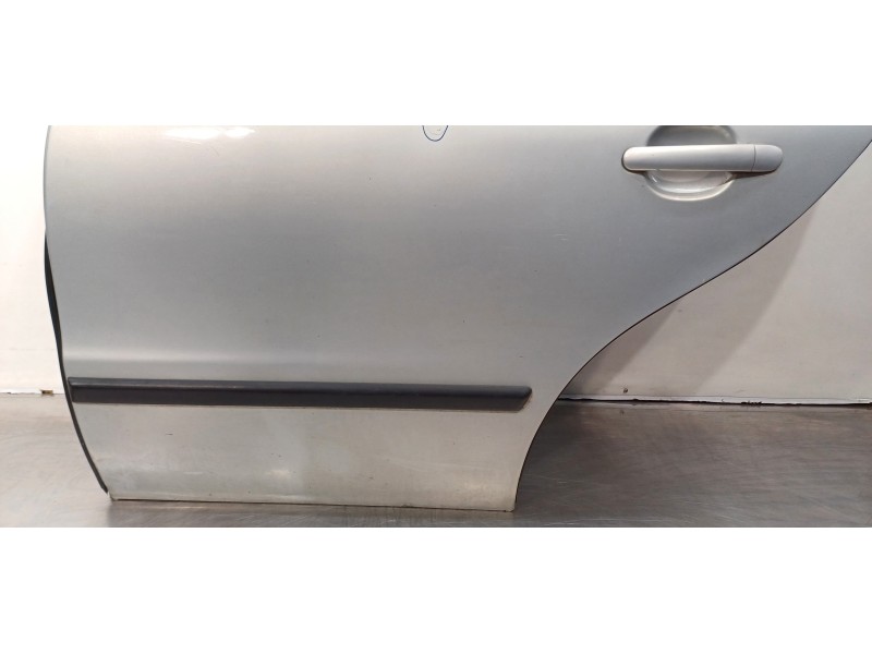 Recambio de puerta trasera izquierda para seat toledo (1m2) select referencia OEM IAM 1M0833055L  